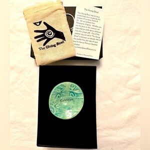 🎉Fun Little Gift ‘The Giving Bowl’ NWT